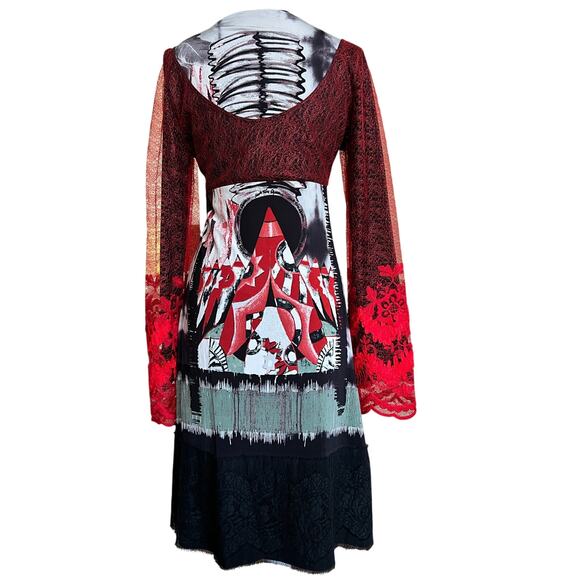 Save the Queen Italy Art Print Lace Sleeve Dress Red Black Long Sleeve Y2K L - Picture 2 of 8